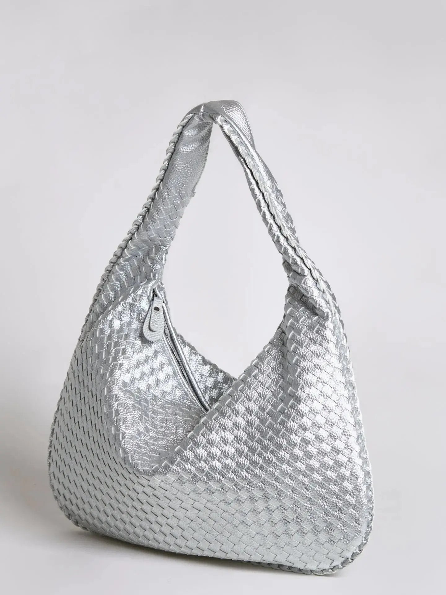 The One Shoulder Wonder Noirvere